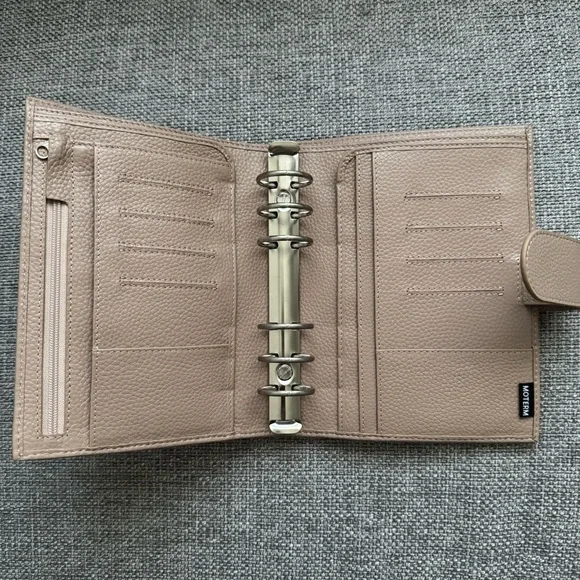 Moterm Personal Luxe Planner in Taupe - Picture 2 of 3